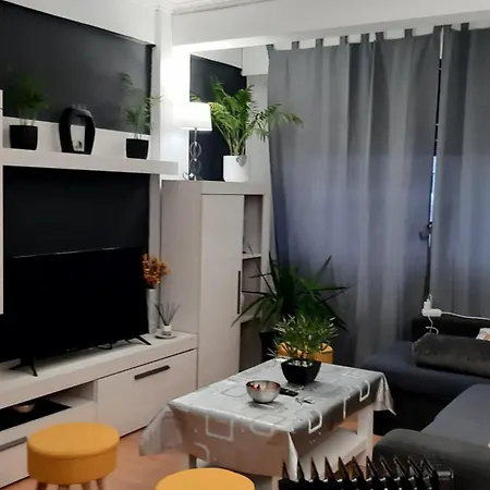 Familiar Apartment *
